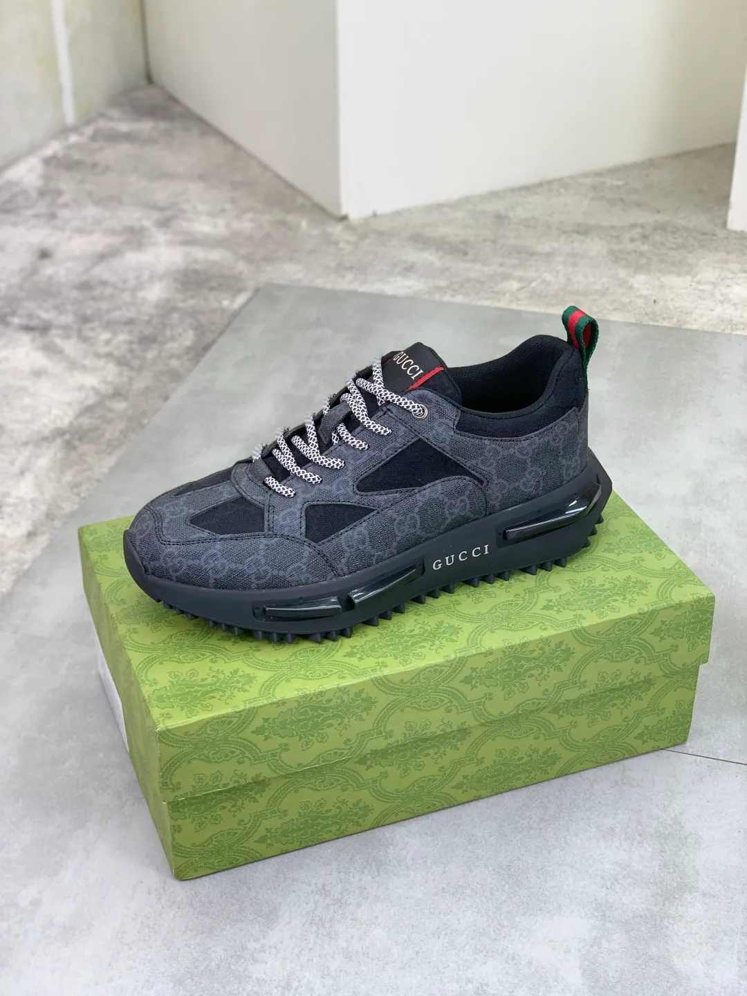 Men's men's shoes 💰P440💰 [New model] (GUCCI) official website's latest 🎁🎁casual and fashionable men's shoes 👟, hot style 💥 style is simple and elegant, exclusive for trendy men. Unique official website's latest brand double G elements Original 👑Gucci decoration, fashionable and generous, the fabric is original frosted calfskin✅Fully imported first-layer pigskin lining, the official website specifies wear-resistant, lightweight original rubber casual outsole, the classic model is taken in real life🎬38-44 3️⃣ colors available